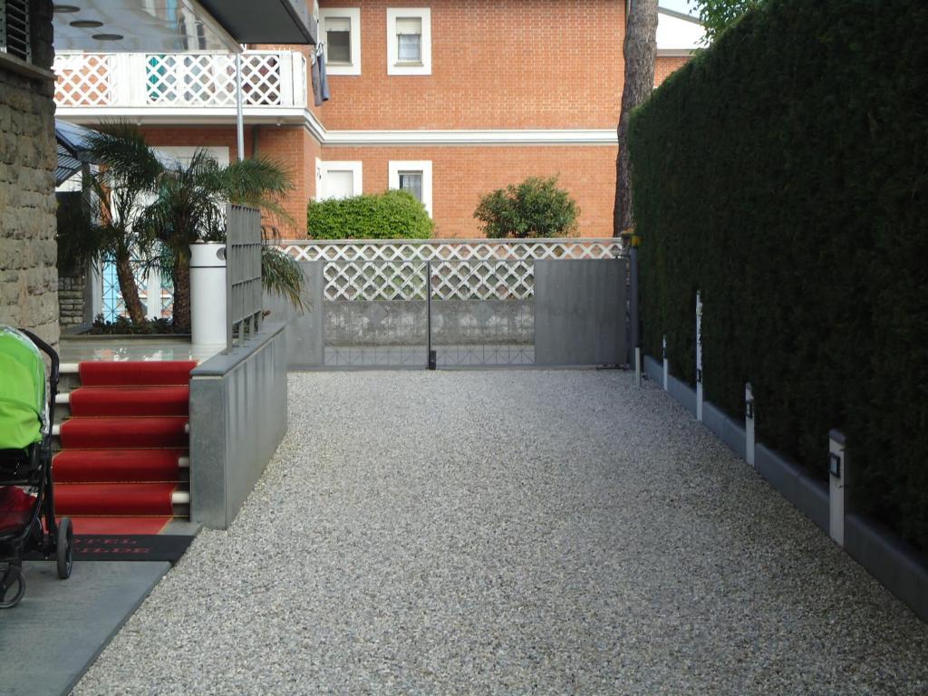 Hotel Matilde Marina di Massa Exterior photo